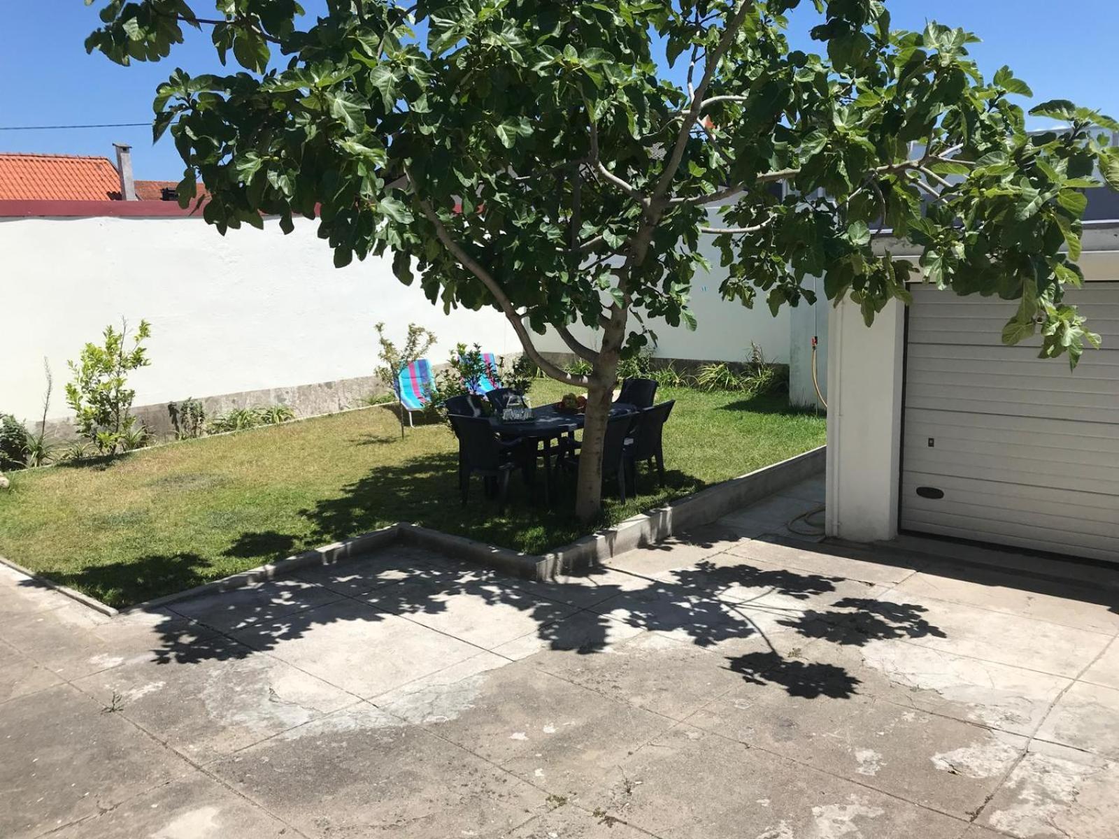 Arvore Cozy Com Jardim Árvore Exterior foto